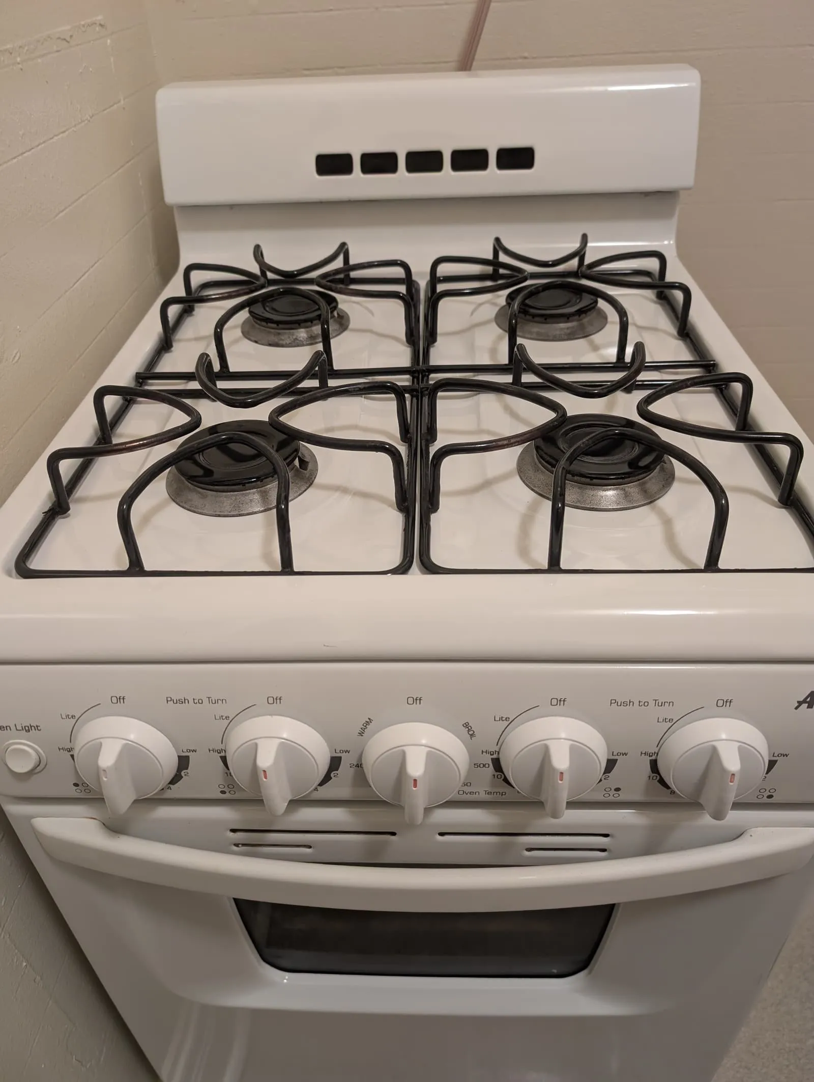 Stove and range after deep cleaning